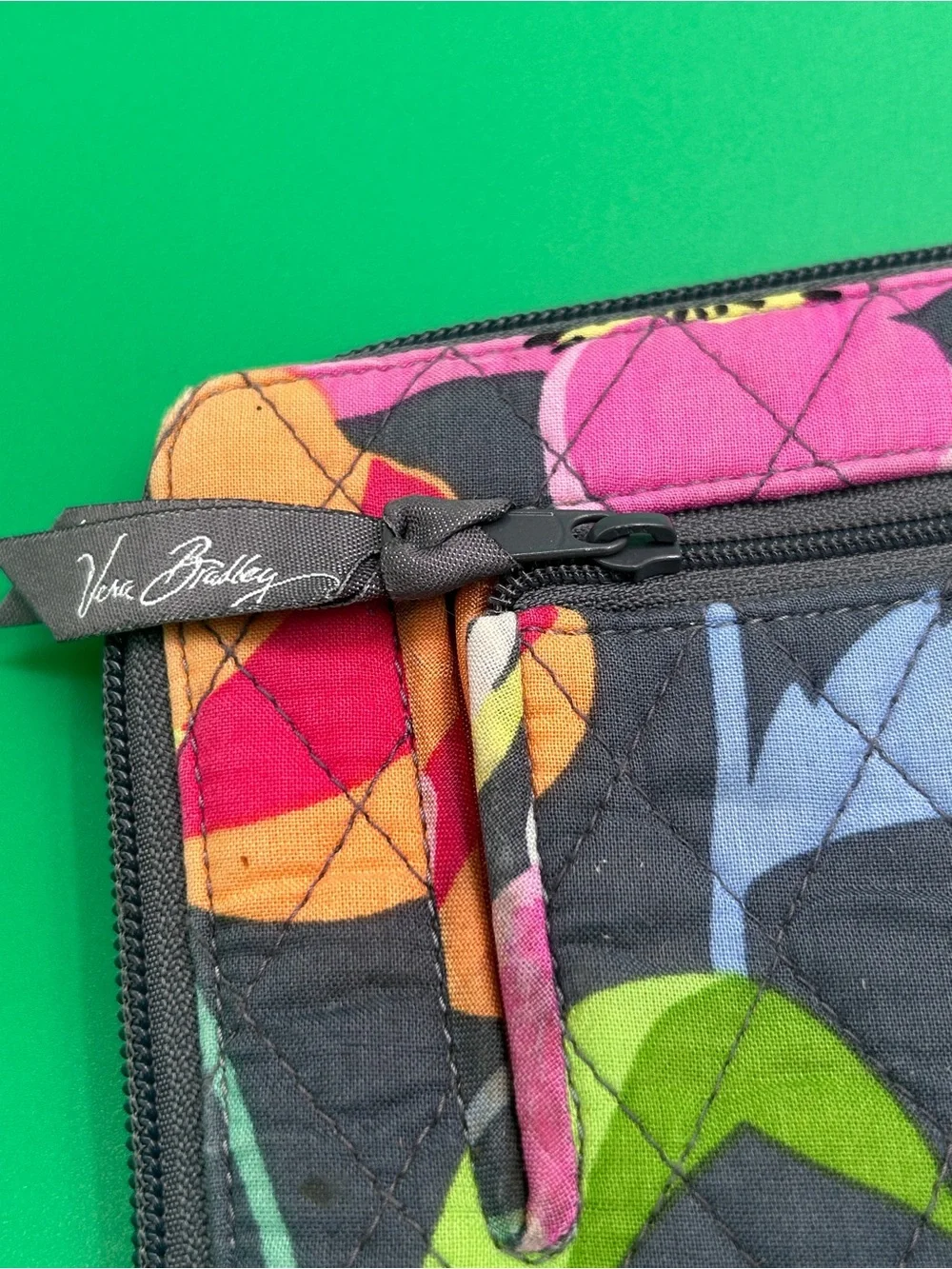 Vera Bradley Quilted Zip Card Holder in Navy Multi Floral